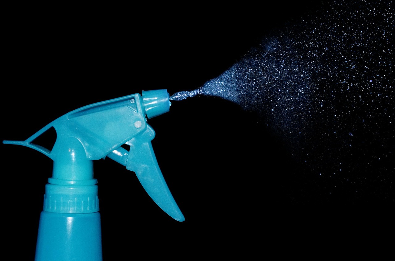 Image - spray water mist cleaner