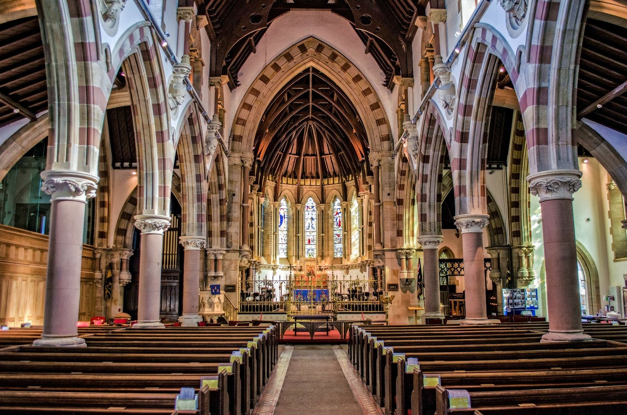 Image - church interior pew worship