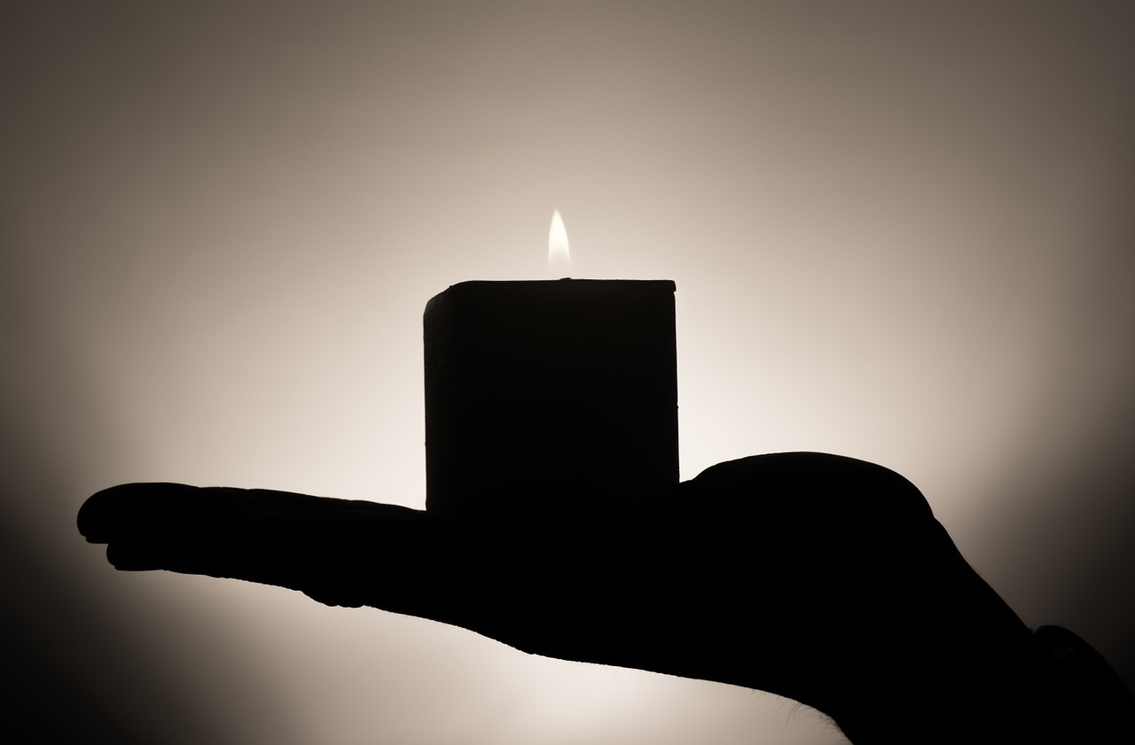 Image - candle meditation hand keep heat