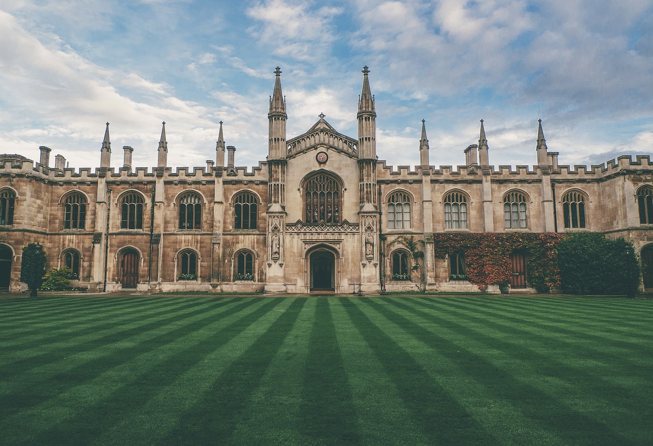 Image - castle lawn great britain england