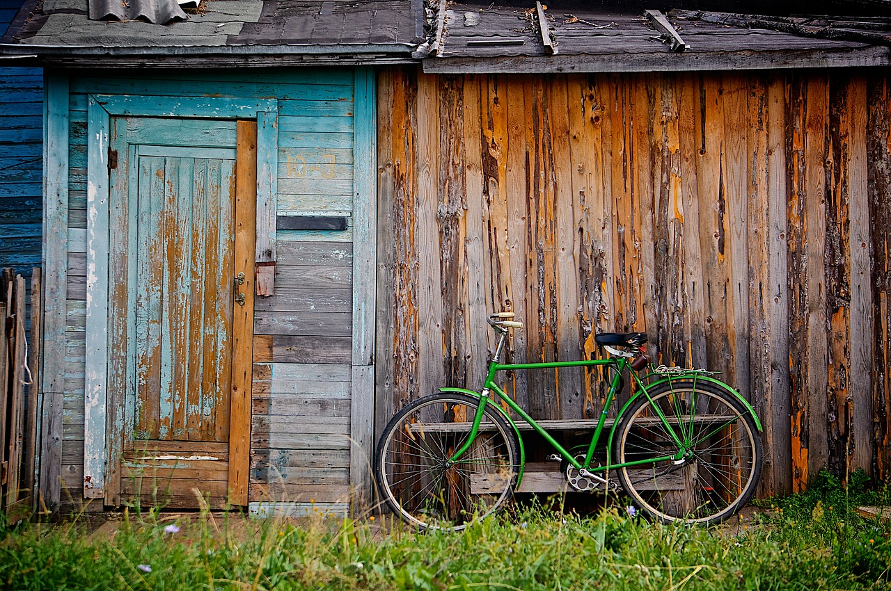 Image - shed bicycle bike old wooden shack