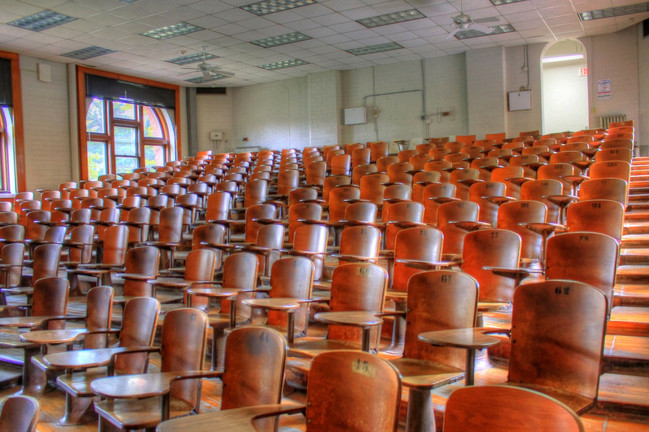 Image - lecture hall auditorium seats