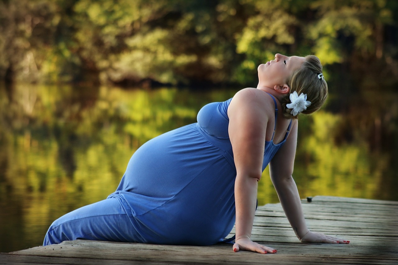 Image - woman pregnant pier belly