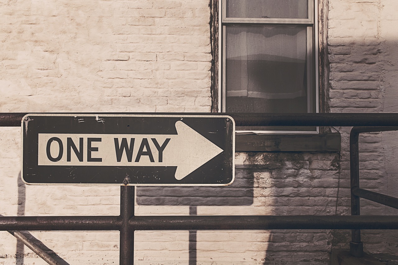 Image - one way street road sign roadsign