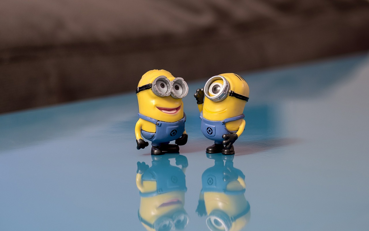 Image - minions talking smile conversation