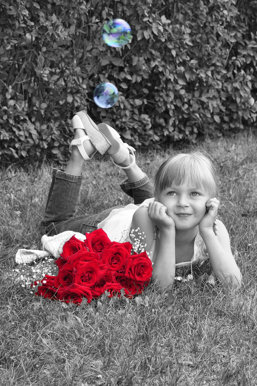 Image - girl little girl dreaming roses