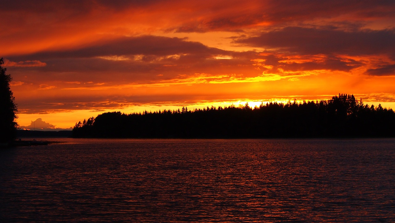 Image - sunset midsummer lake orange