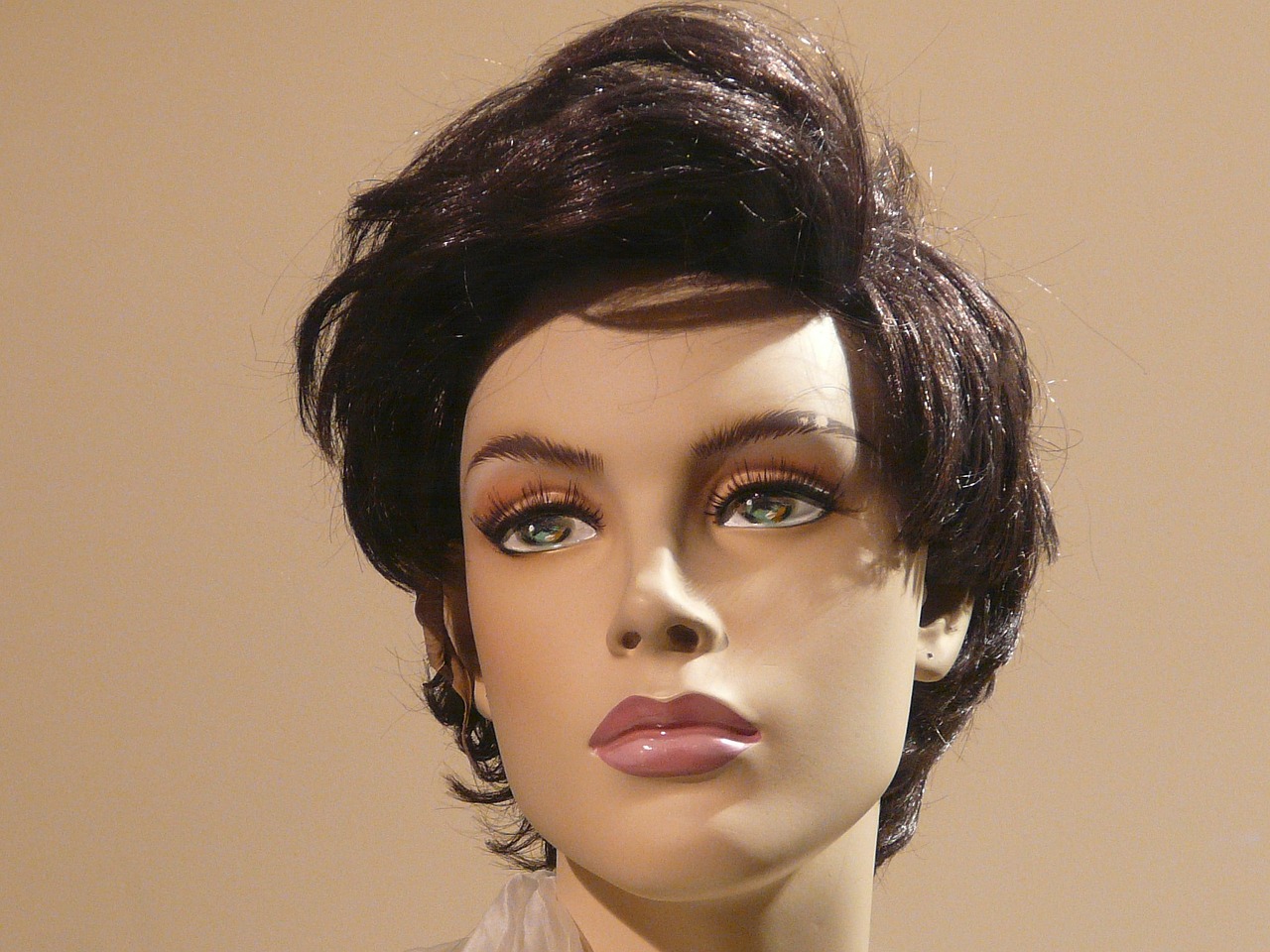 Image - doll display dummy face portrait