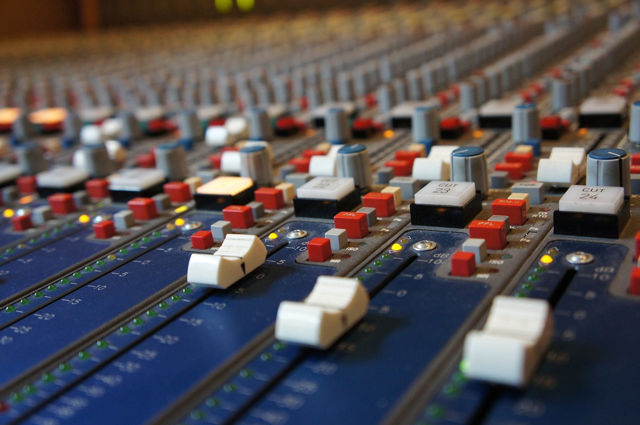 Image - fader analog sound studo mixing