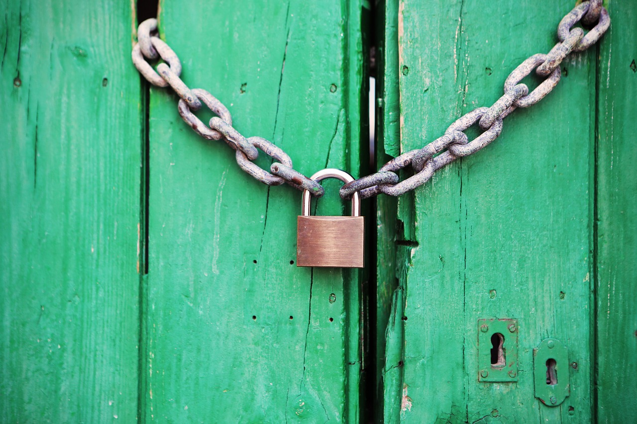 Image - padlock door locked closed