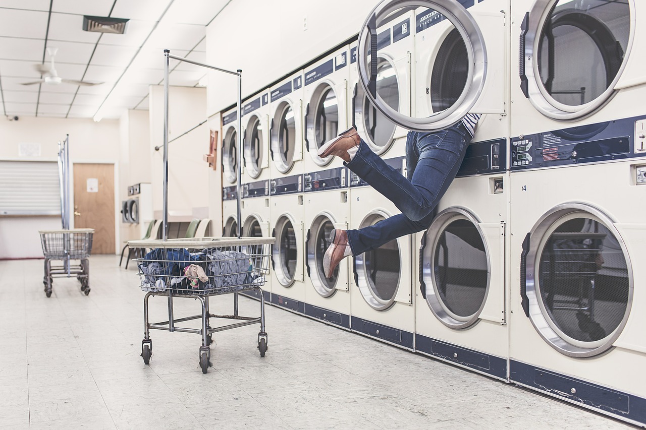 Image - laundry washing machines housewife