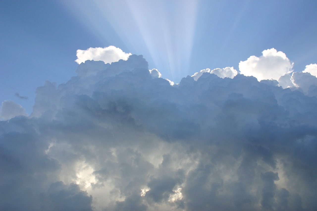 Image - sky clouds rays of sunshine