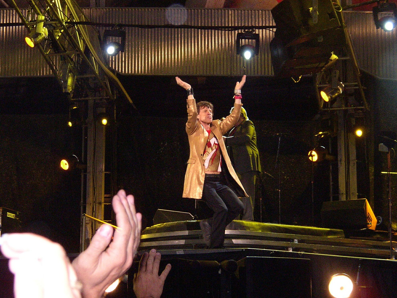 Image - mick jagger rolling stones concert