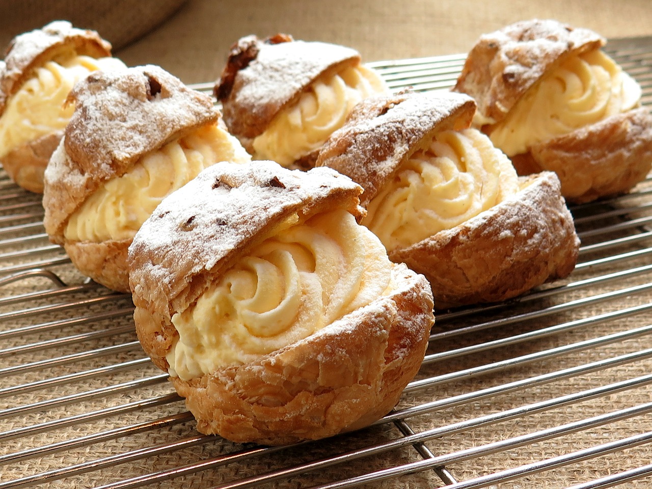 Image - cream puffs delicious