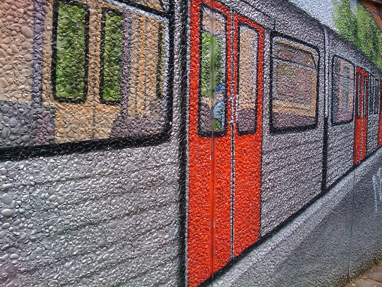 Image - graffiti metro wagon railway wall