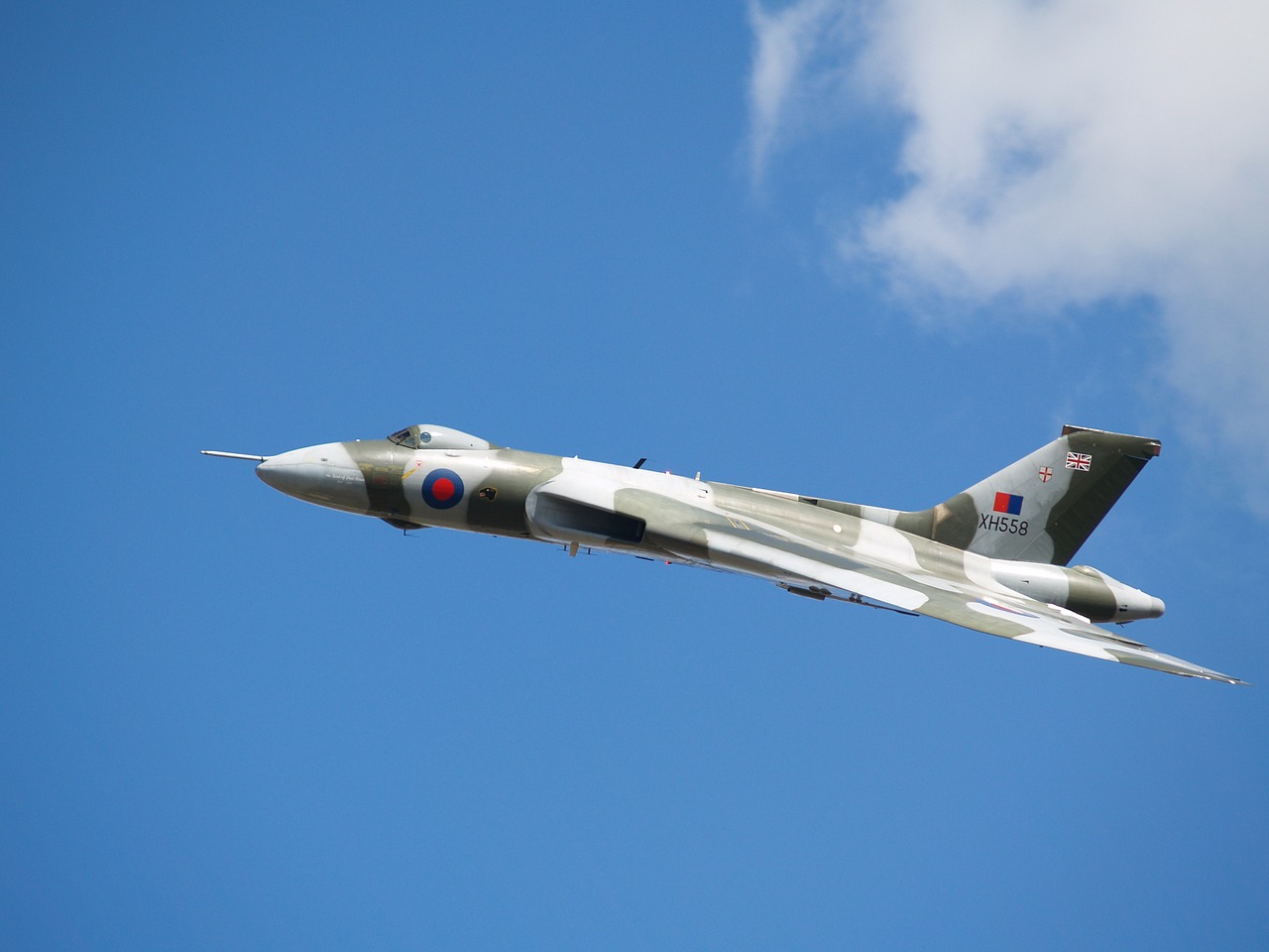 Image - bomber vulcan aircraft aeroplane