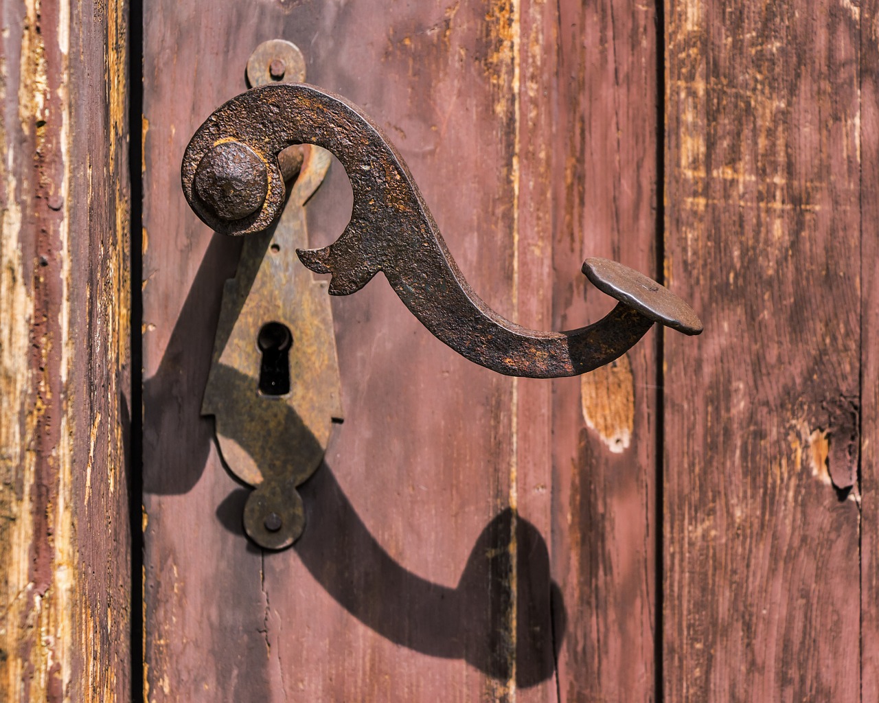 Image - handle rusty old lock rust iron