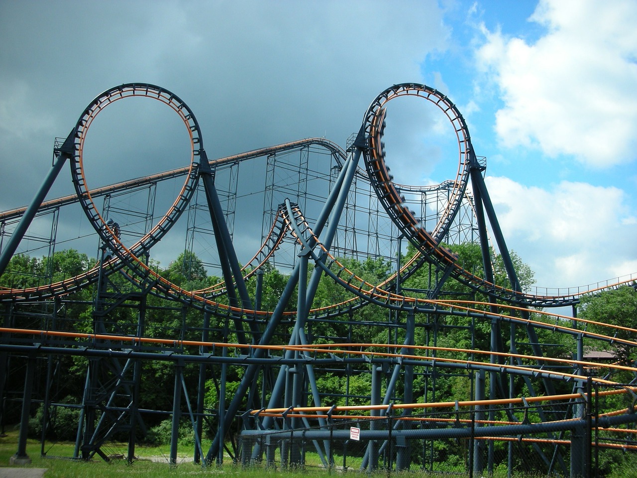 Image - roller coaster ride amusement park
