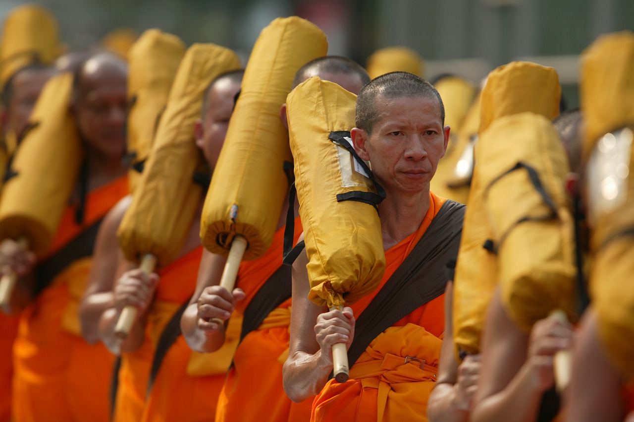 Image - buddhists monks orange robes