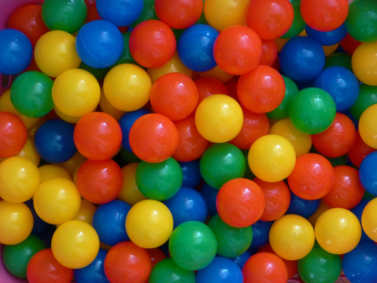 Image - plastic balls balls colorful color