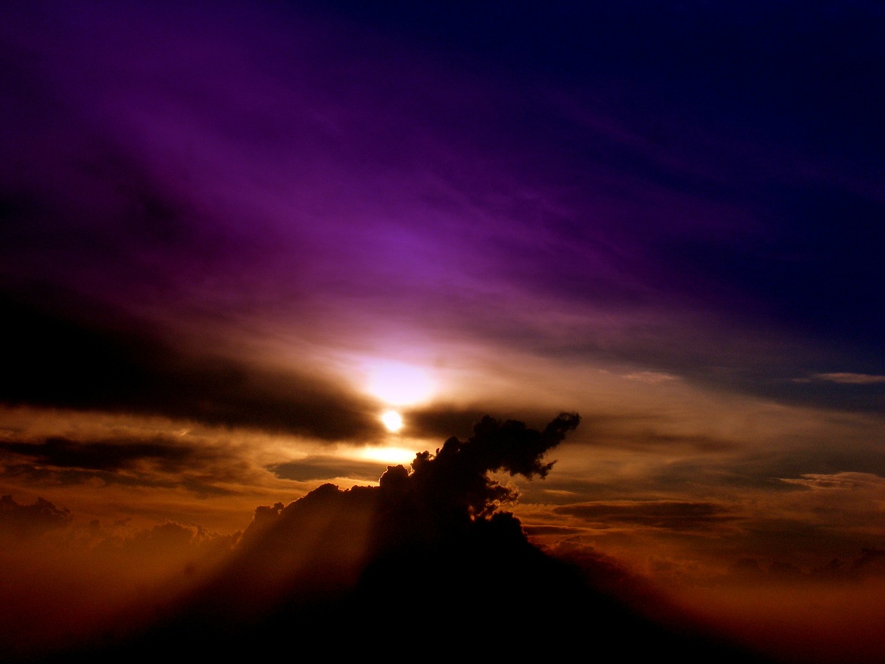 Image - sky cloud sunset violet