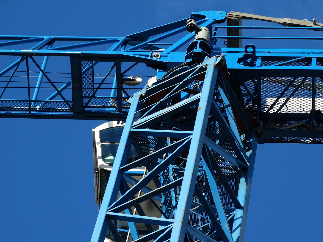 Image - crane load crane skyward
