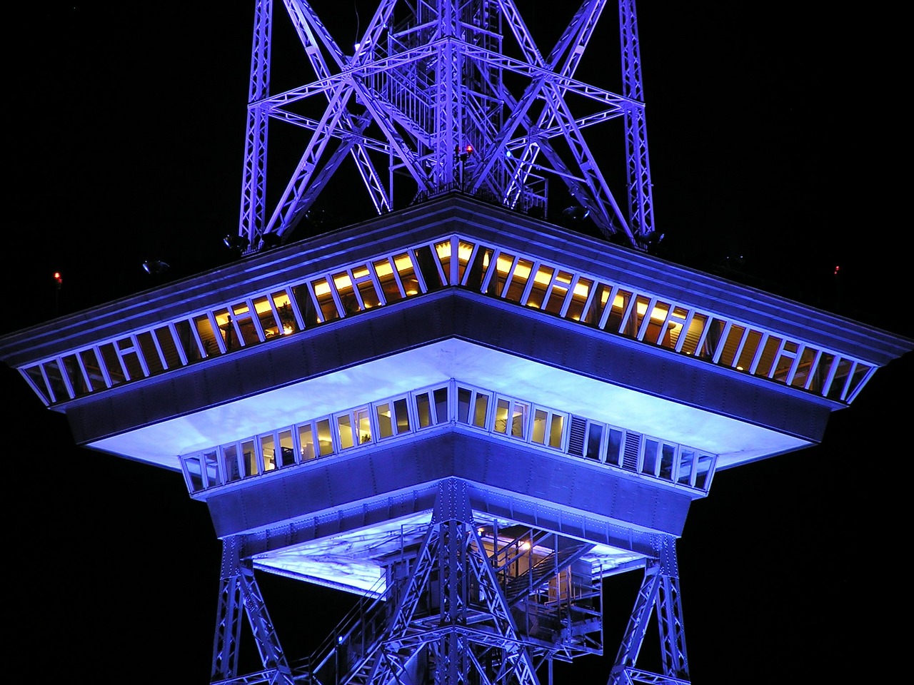 Image - radio tower berlin night building