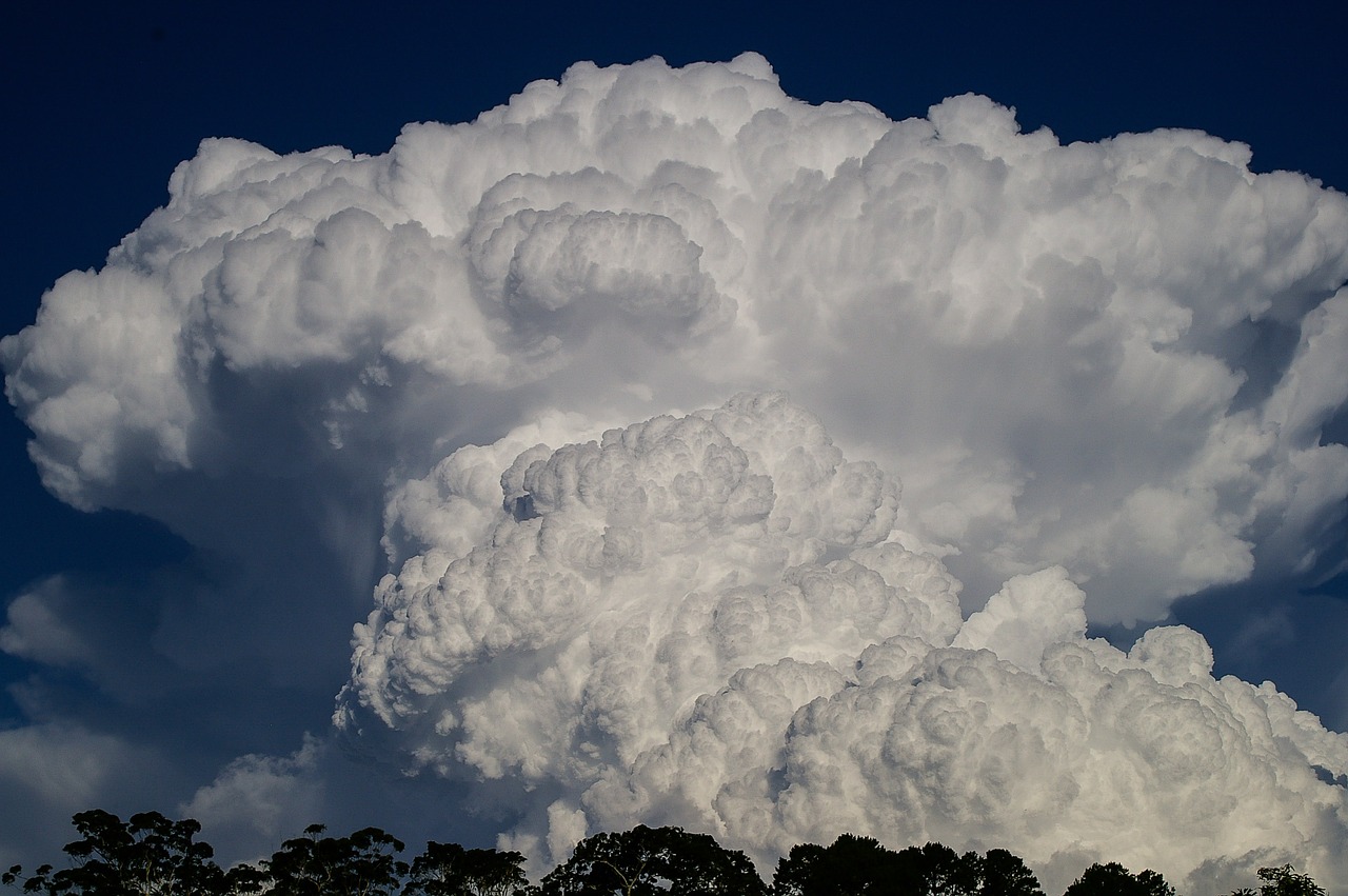 Image - cumulus nimbus cloud white large