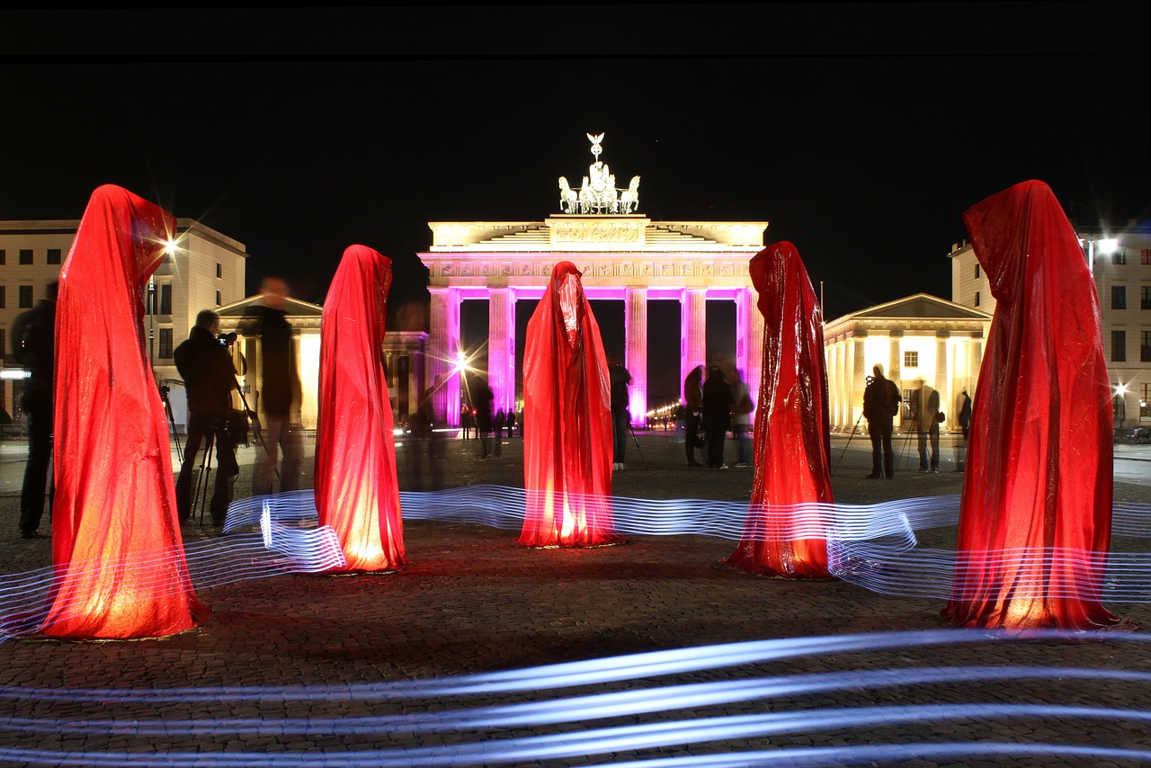 Image - brandenburg gate building