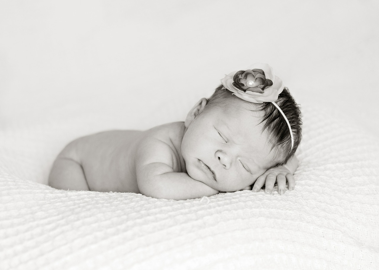 Image - newborn baby sleeping sleepy cute