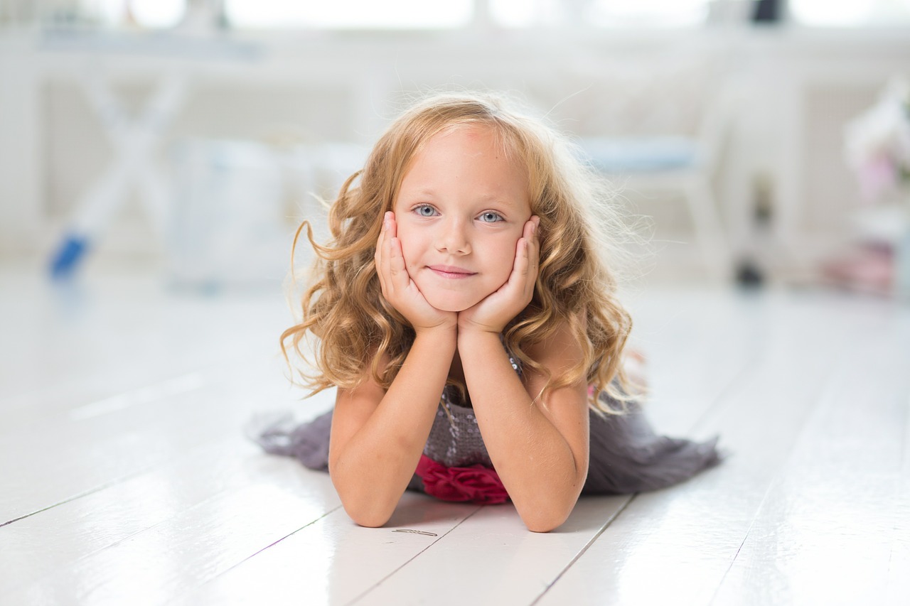 Image - girl lying young room white cute