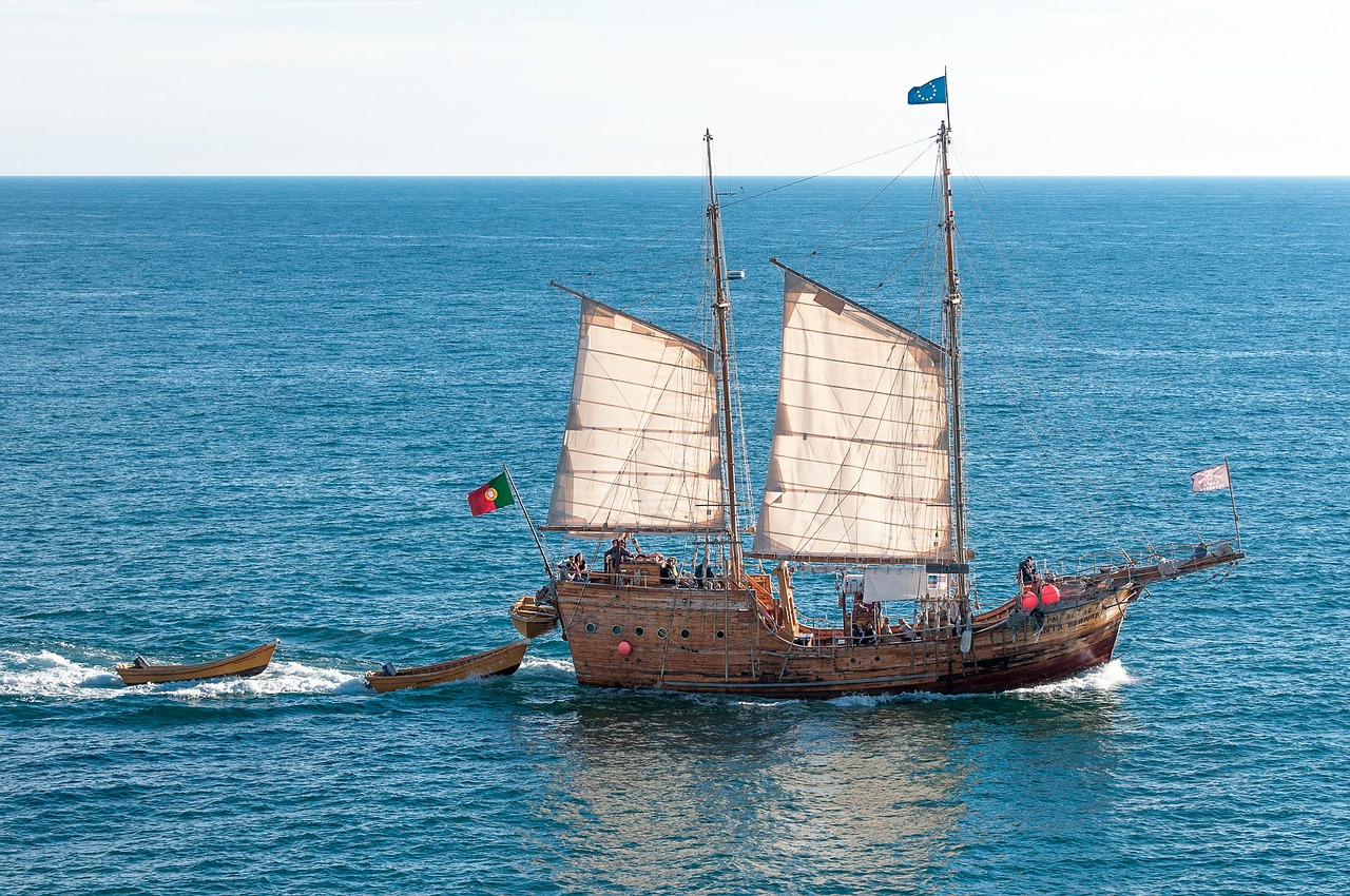 Image - pirate ship pirates ship boot sea