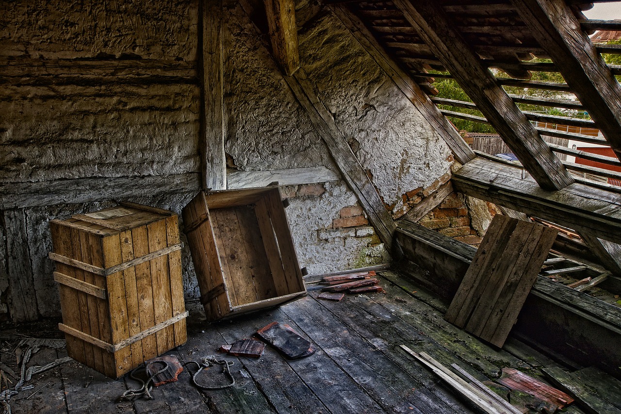 Image - roof decay ruin lumber lapsed