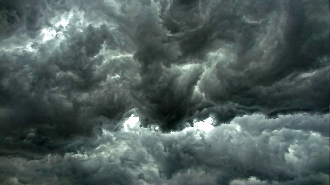 Image - thunderstorm cloud roller turbulence