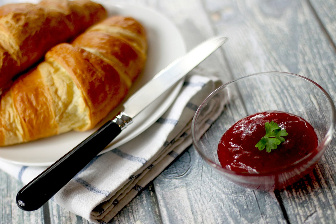 Image - croissants jelly breakfast