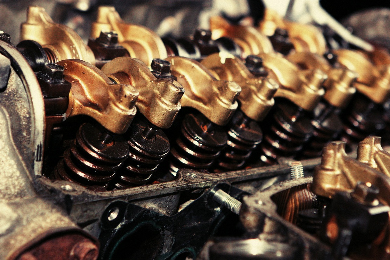 Image - cylinders engine oil machine