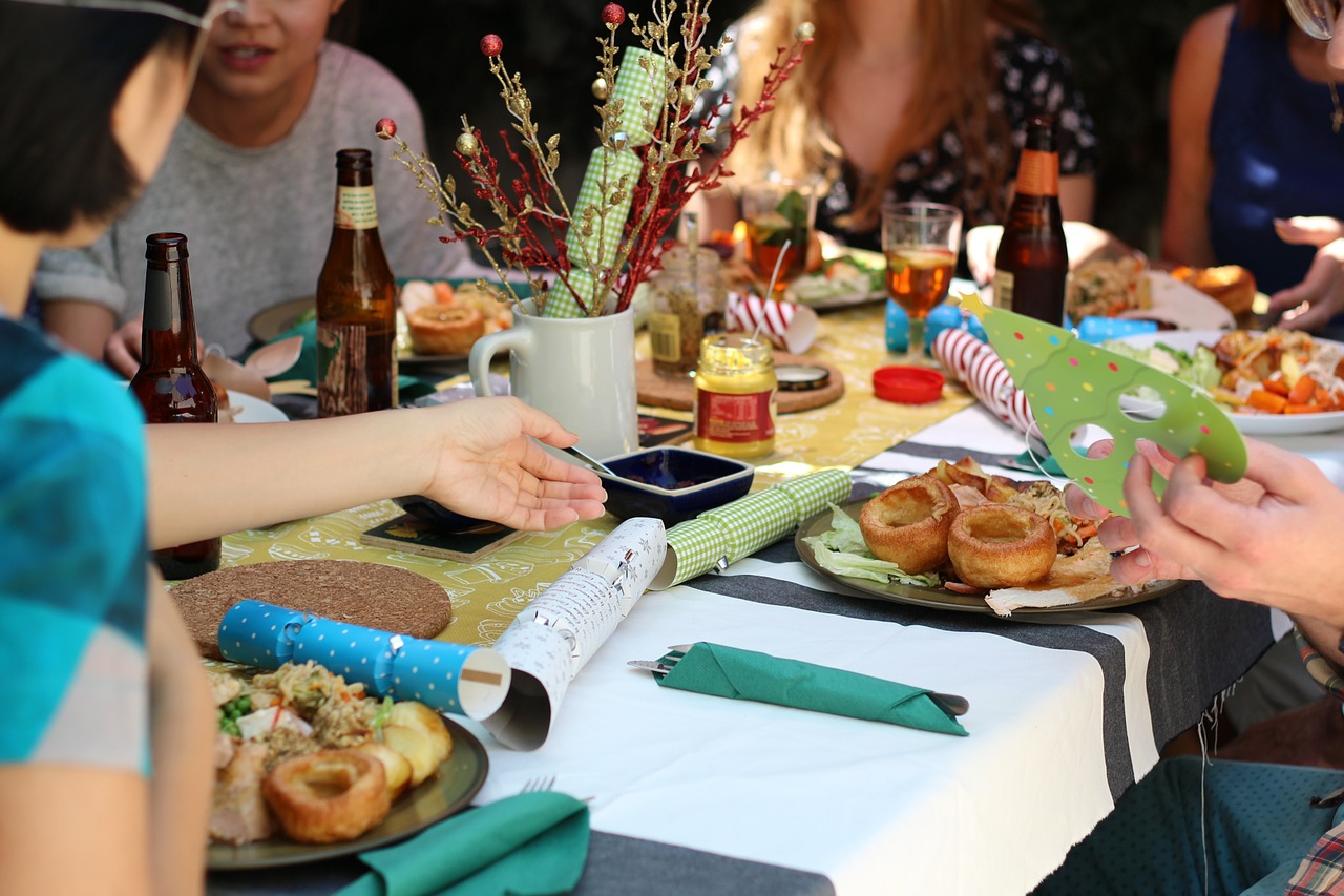 Image - friends celebration dinner table