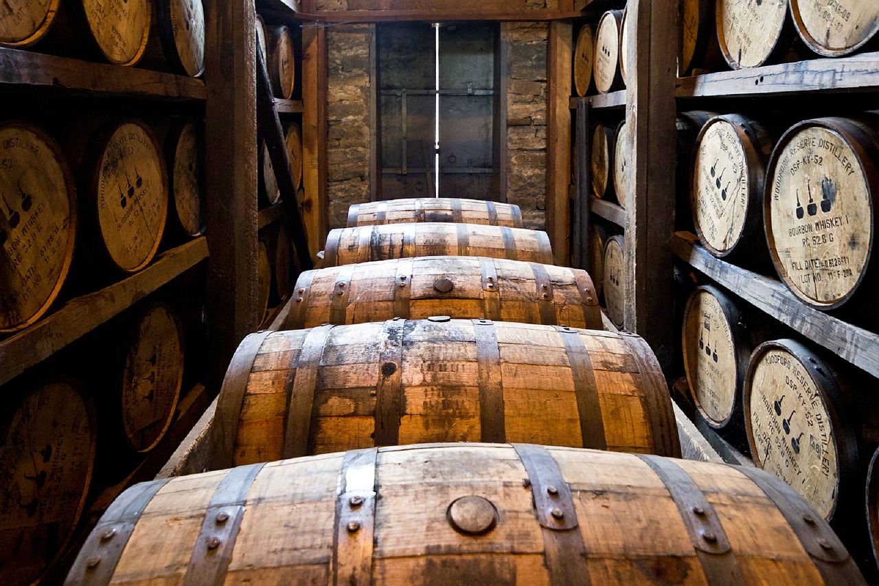 Image - distillery barrels wooden kegs