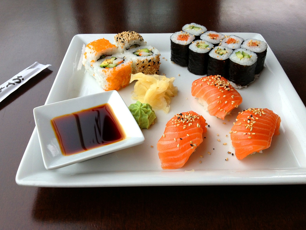 Image - sushi sashimi eat restaurant