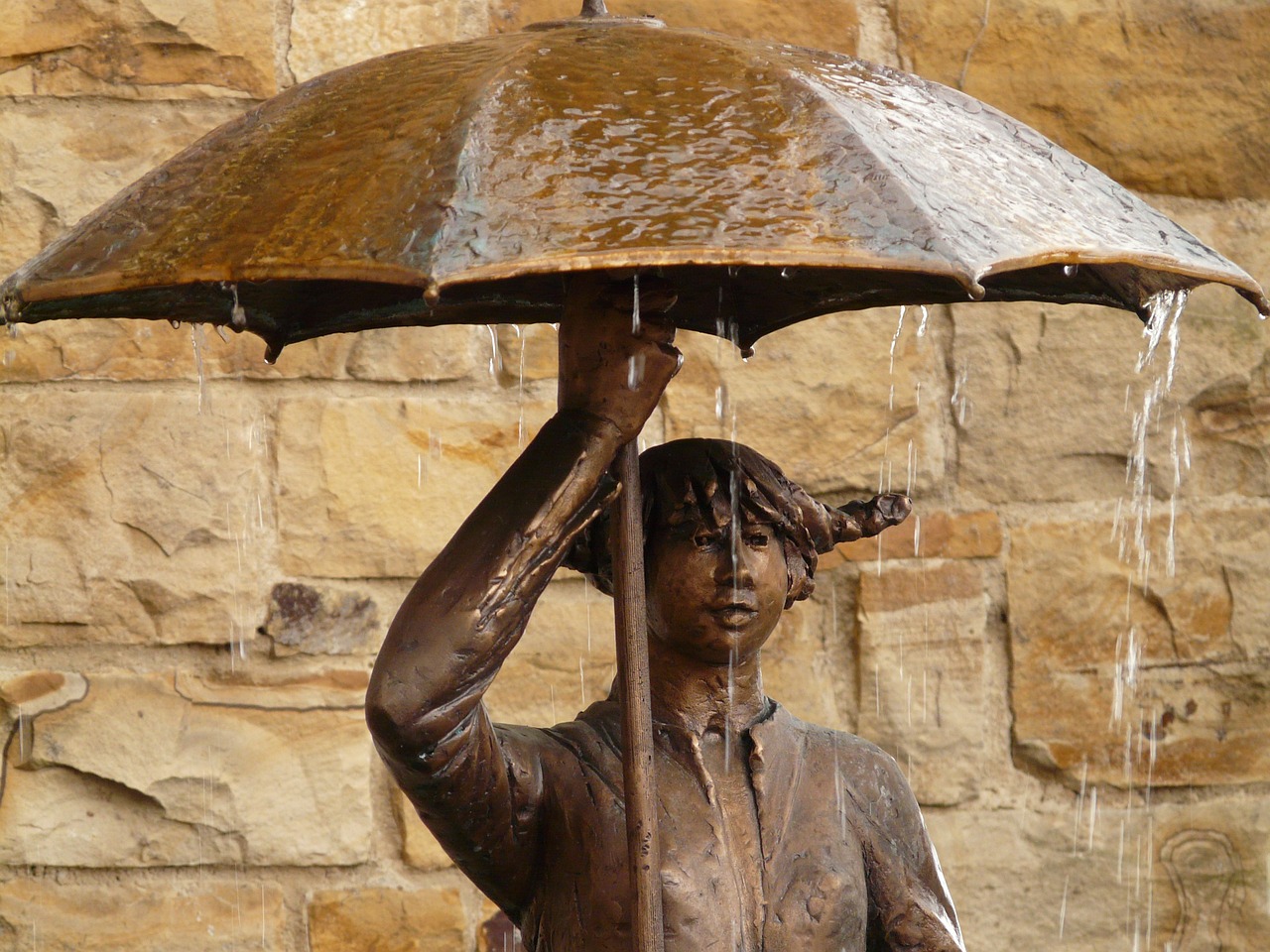 Image - statue bronze umbrella woman