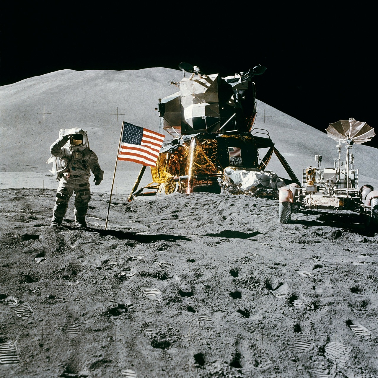 Image - space station moon landing apollo 15