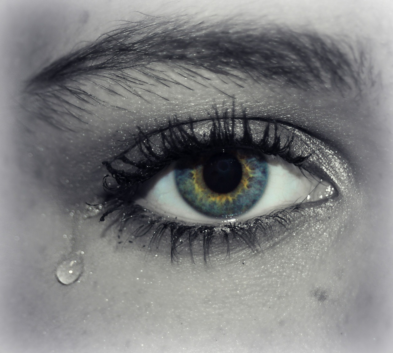 Image - eye tear cry sadness pain emotion