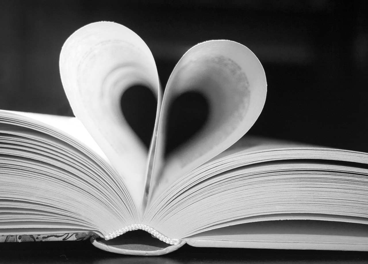 Image - book black white heart love read