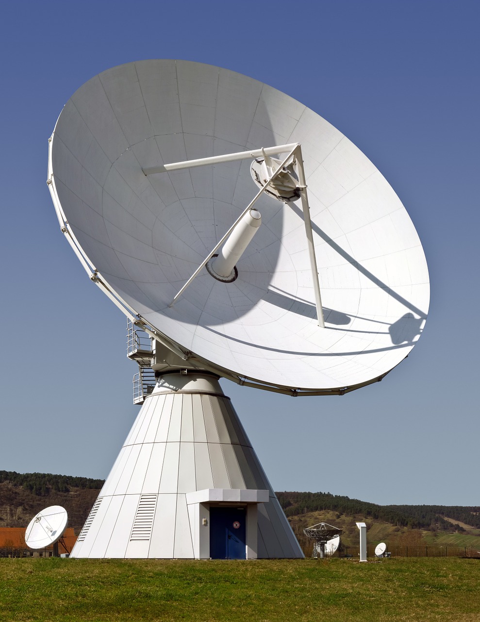 Image - radar radar dish earth station