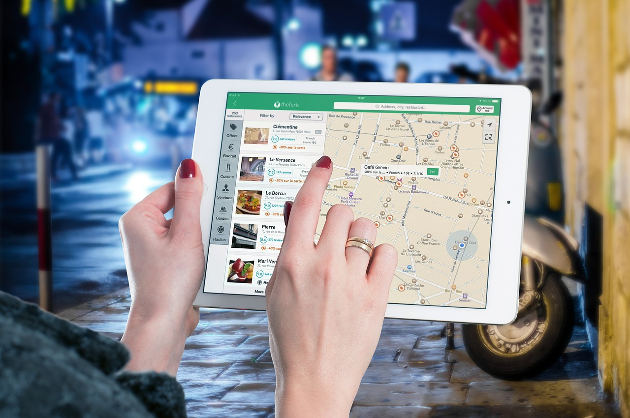 Image - ipad map tablet internet screen