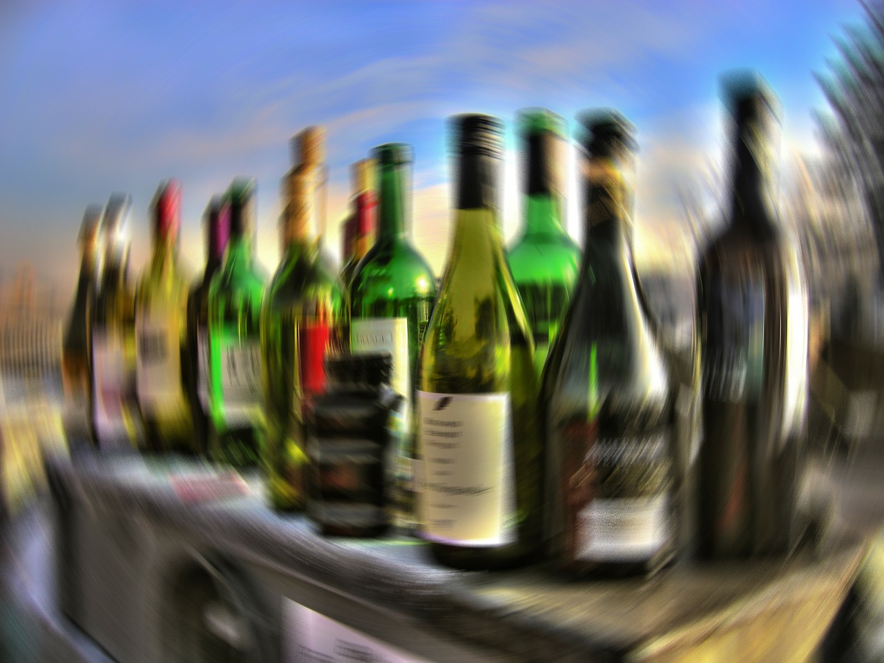 Image - alcohol drink alkolismus bottles