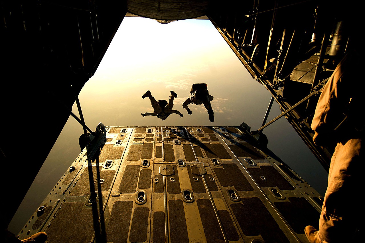 Image - parachute skydiving parachuting