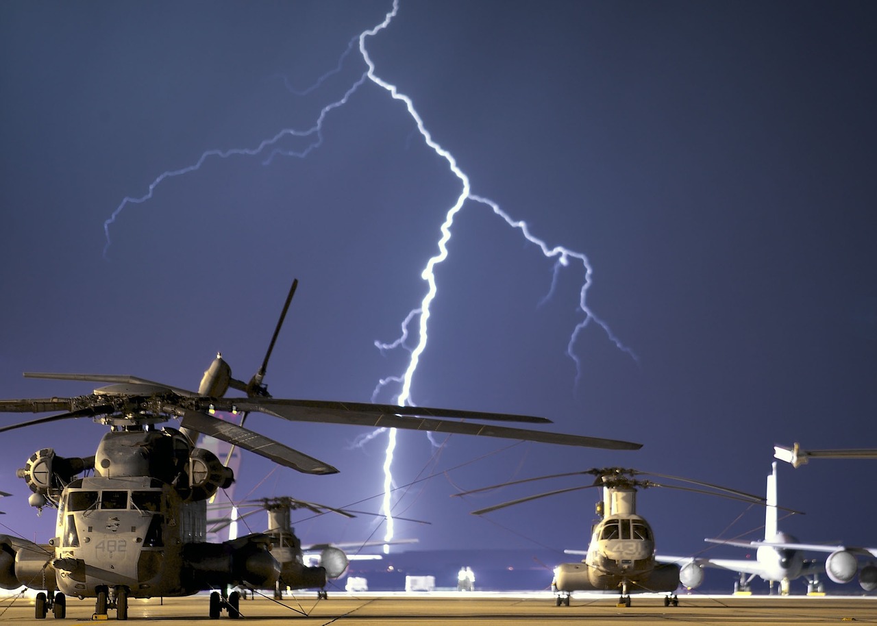 Image - lightning strike night storm bolt