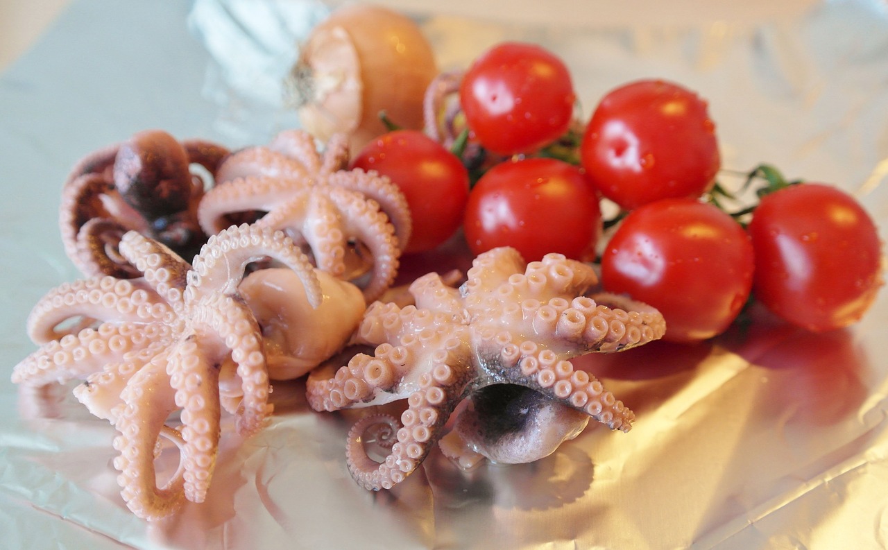 Image - fish squid octopus mussels
