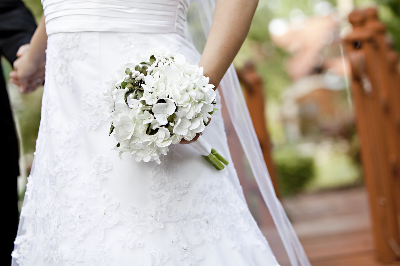 Image - bride wedding bouquet bridal gown